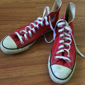 Converse Classic High-Top Red - Men’s 8